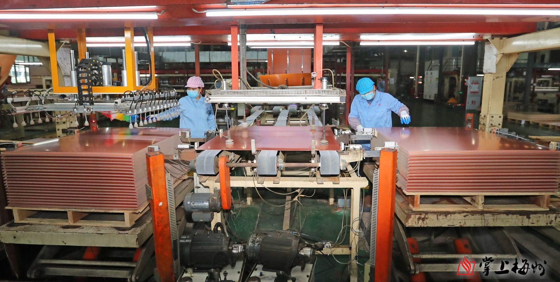 工業(yè)技改增產(chǎn)能 疫情之下“選客戶”！威利邦電子2021年產(chǎn)值突破10億元大關